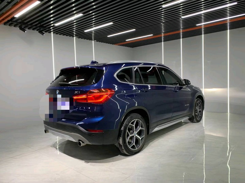 成都17年宝马X18