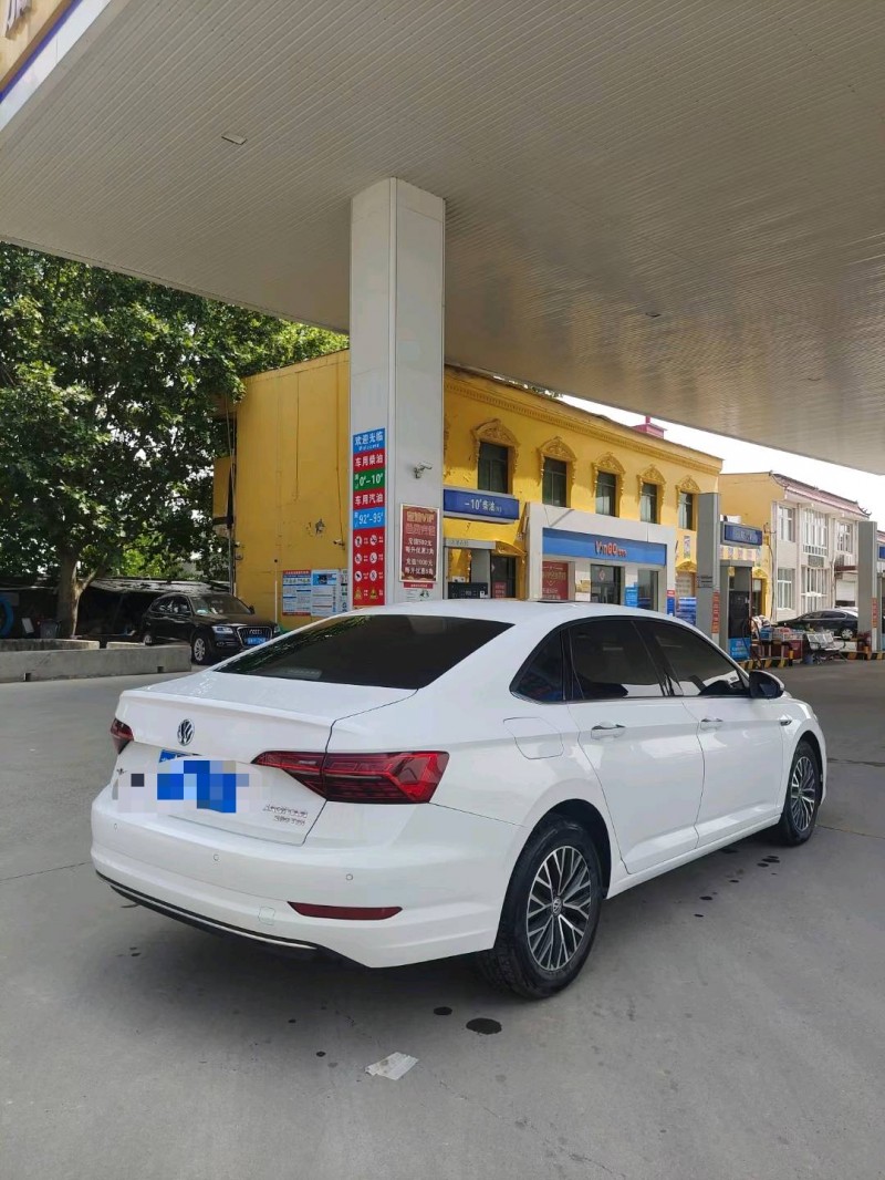 保定20年大众速腾7