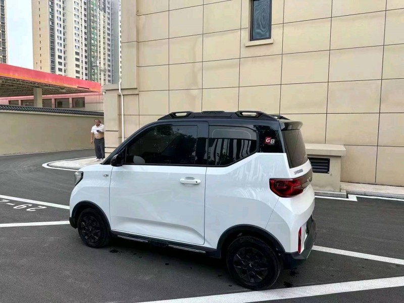 東營22年五菱汽車宏光MINI EV6