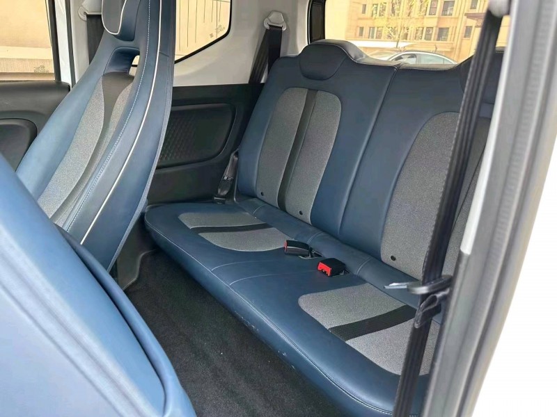 東營22年五菱汽車宏光MINI EV9