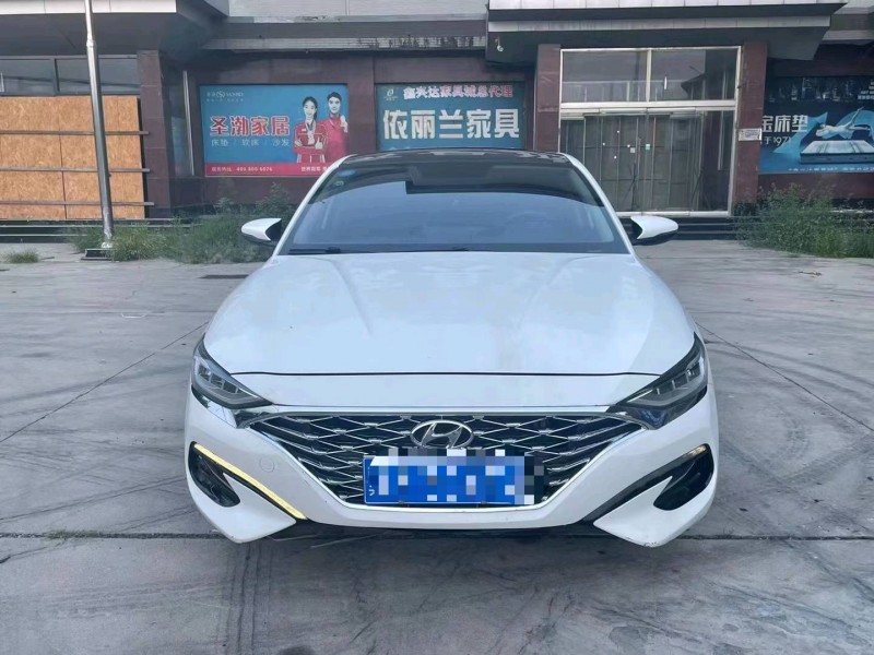 保定18年现代菲斯塔1