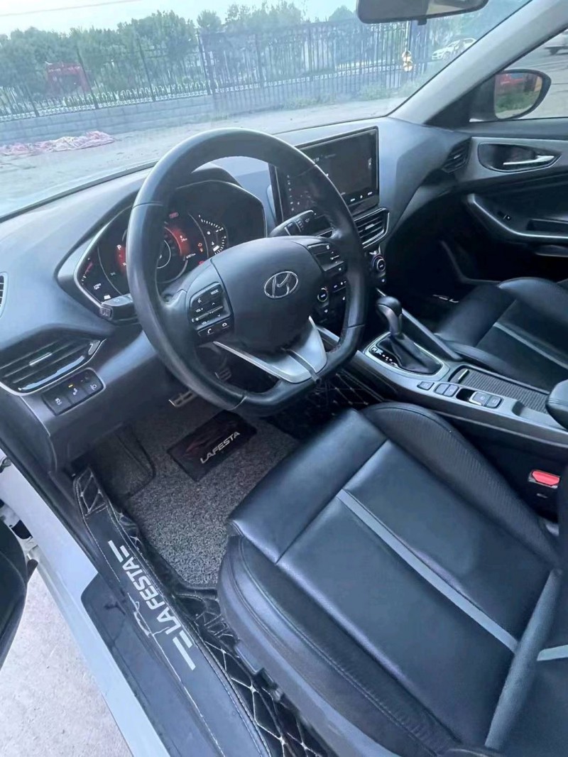 保定18年现代菲斯塔4