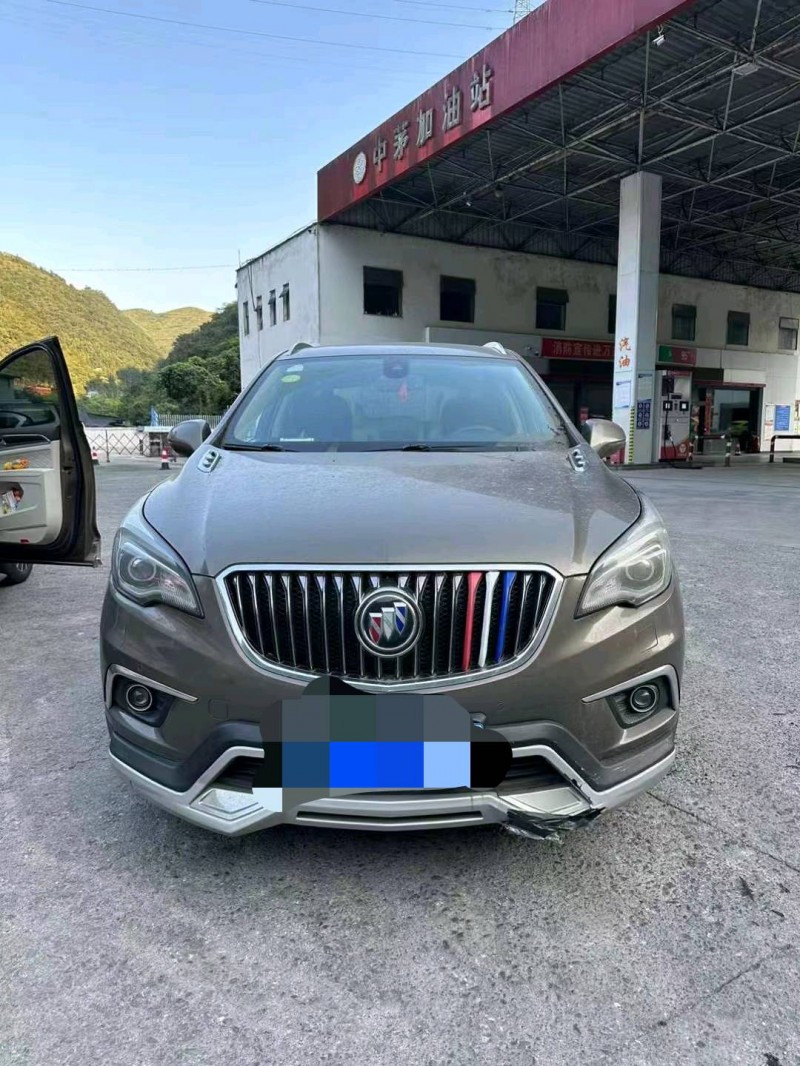 重庆16年别克昂科威1