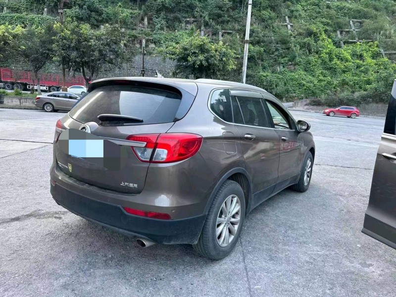 重庆16年别克昂科威4