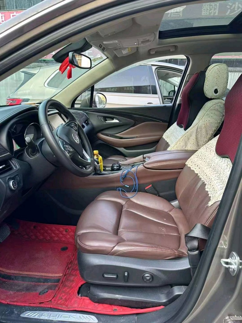 重庆16年别克昂科威8