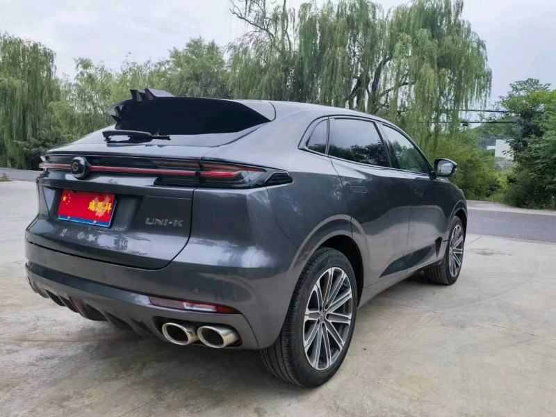 瀘州21年長安汽車UNI-K2
