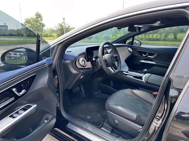 盐城23年奔驰EQE7