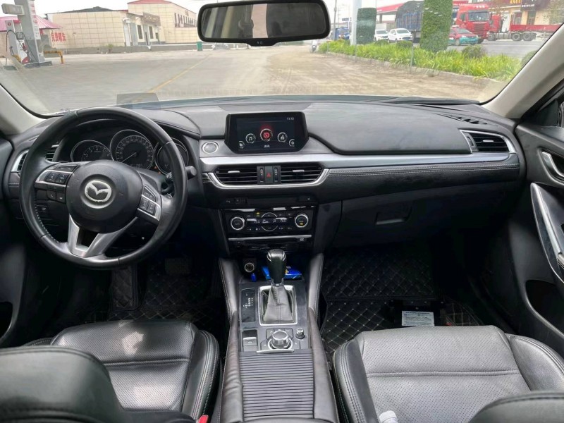 保定16年马自达阿特兹6