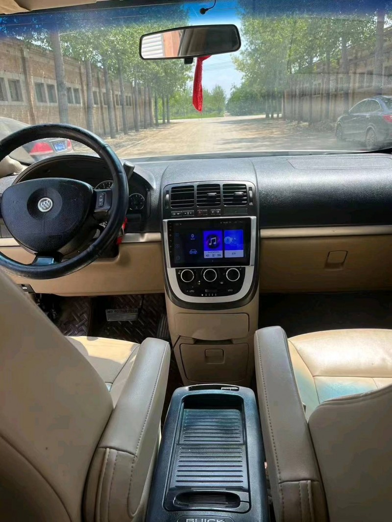 保定14年别克GL86