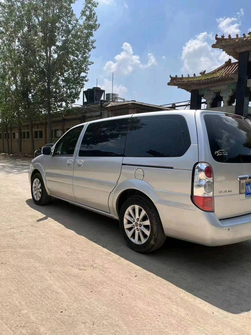 保定14年别克GL87