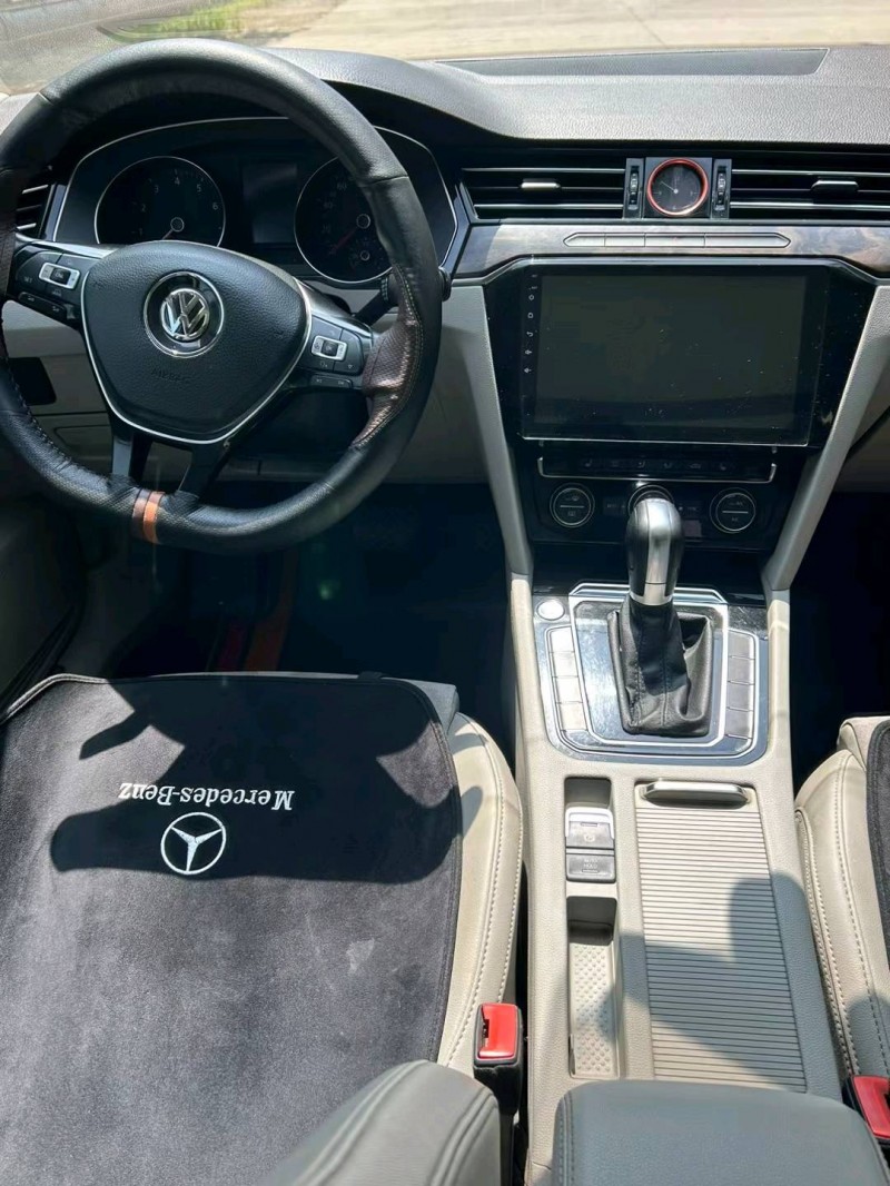 保定17年大众迈腾5