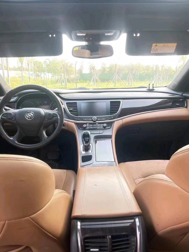 枣庄16年别克君越6