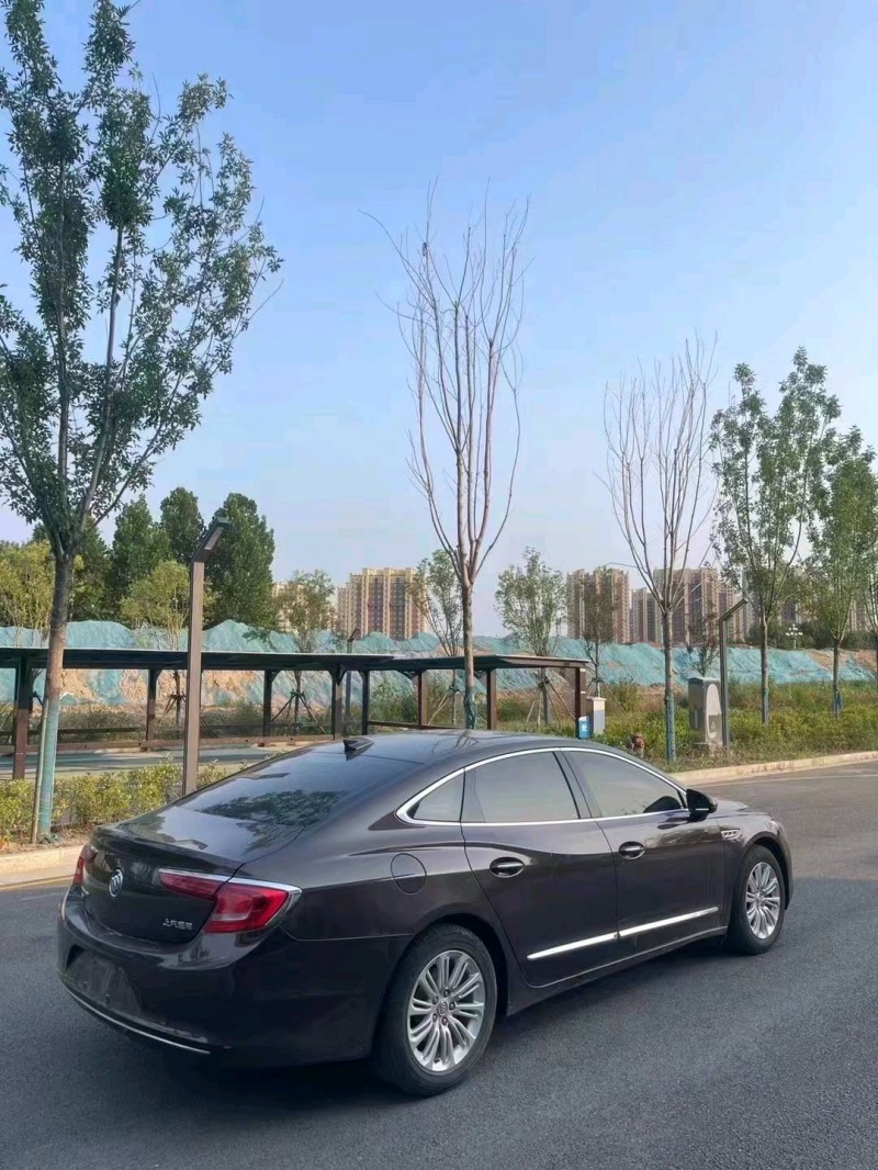 枣庄16年别克君越7