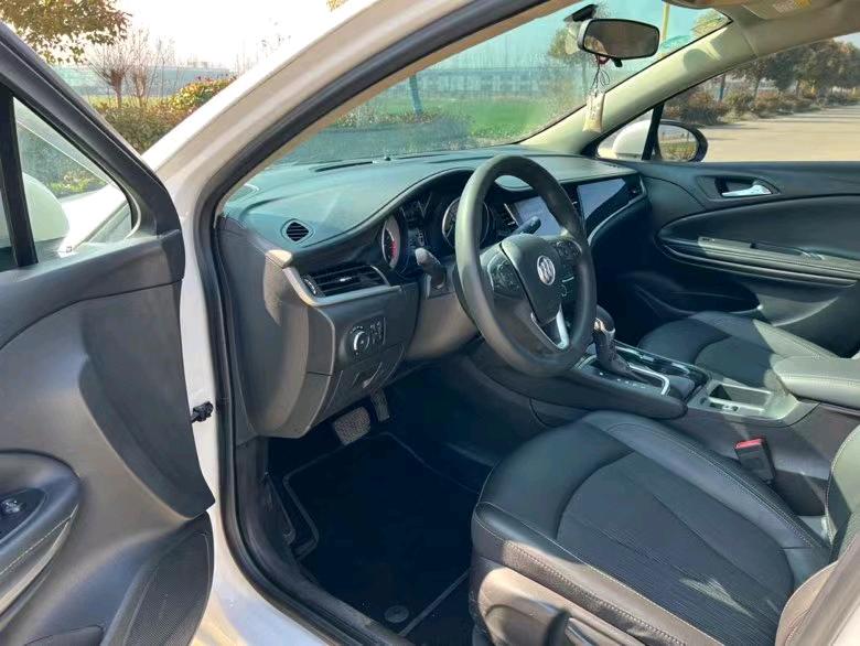 盐城17年别克威朗6