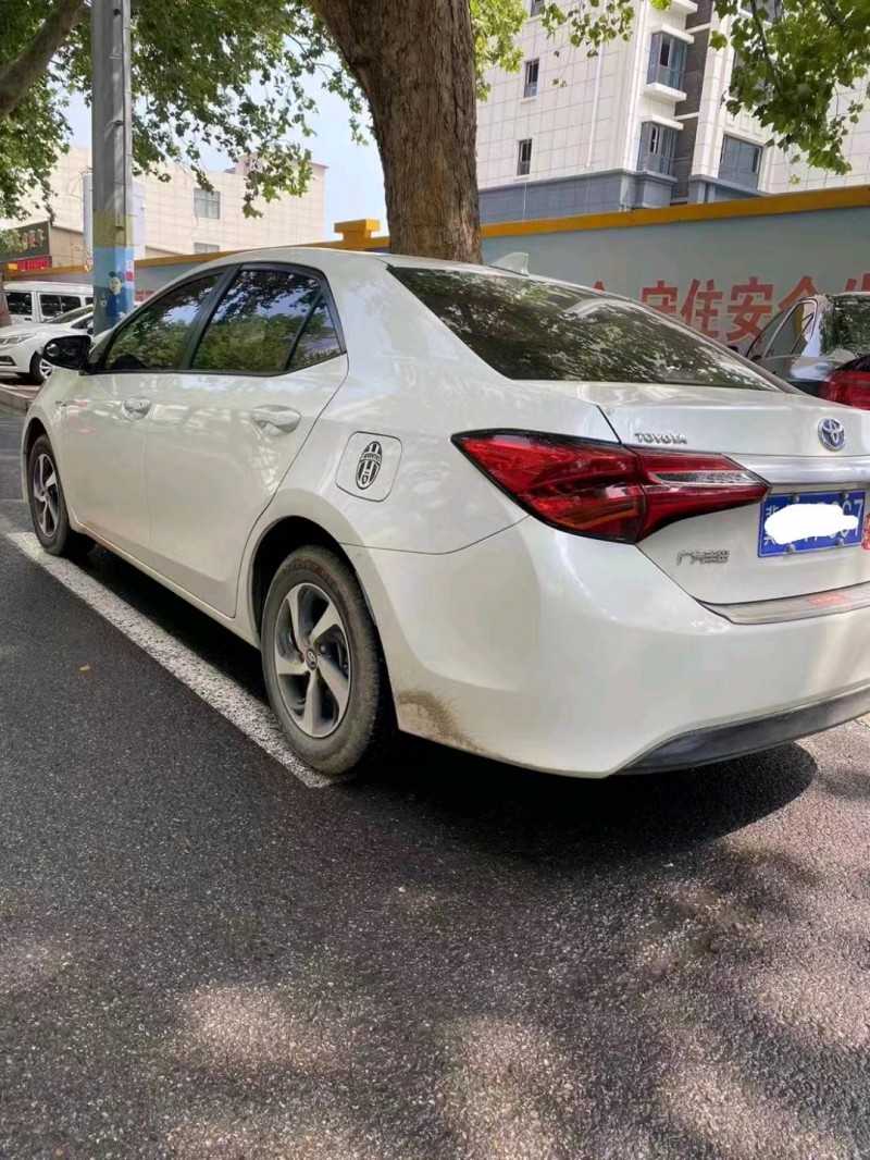 保定19年丰田雷凌2