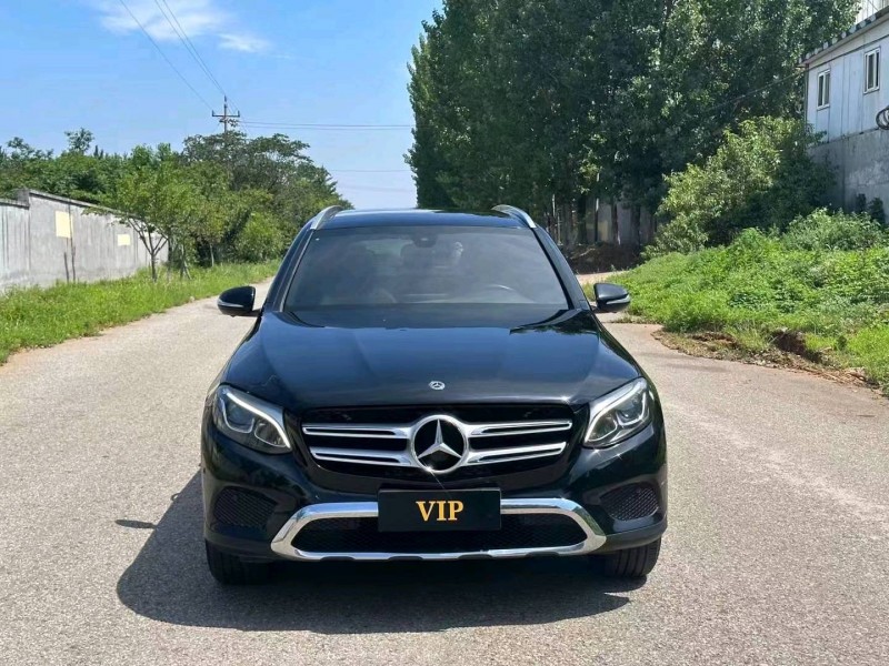 枣庄17年奔驰GLC1