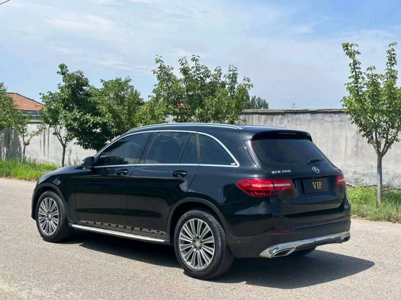 枣庄17年奔驰GLC4