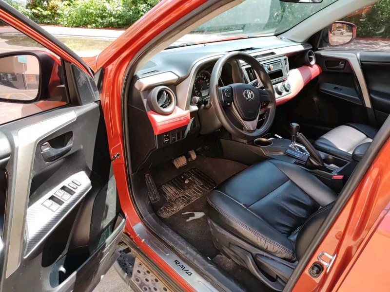 佛山13年丰田RAV4荣放4