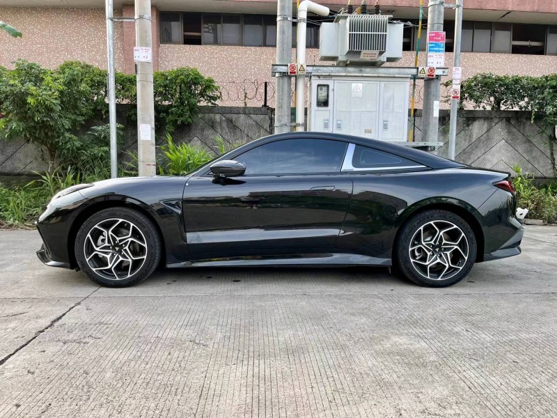 廣州23年哪吒GT3