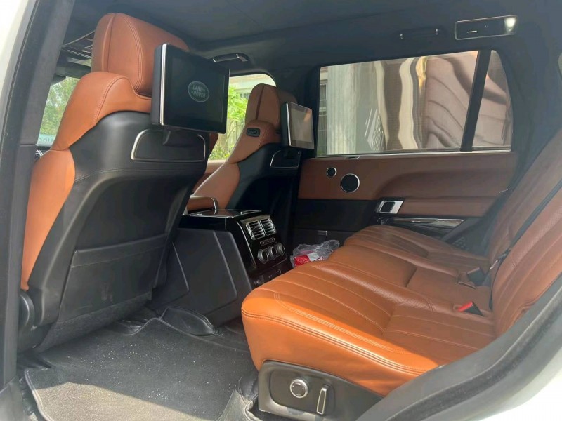 广州17年路虎揽胜行政4