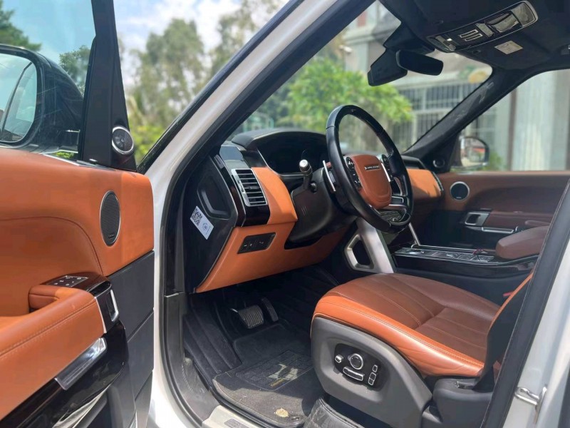 广州17年路虎揽胜行政6