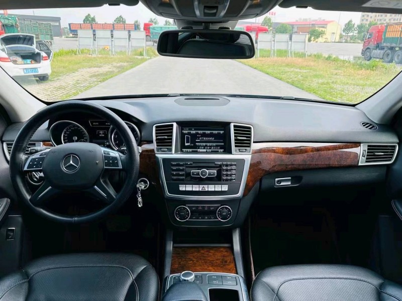 邯郸15年奔驰ML4