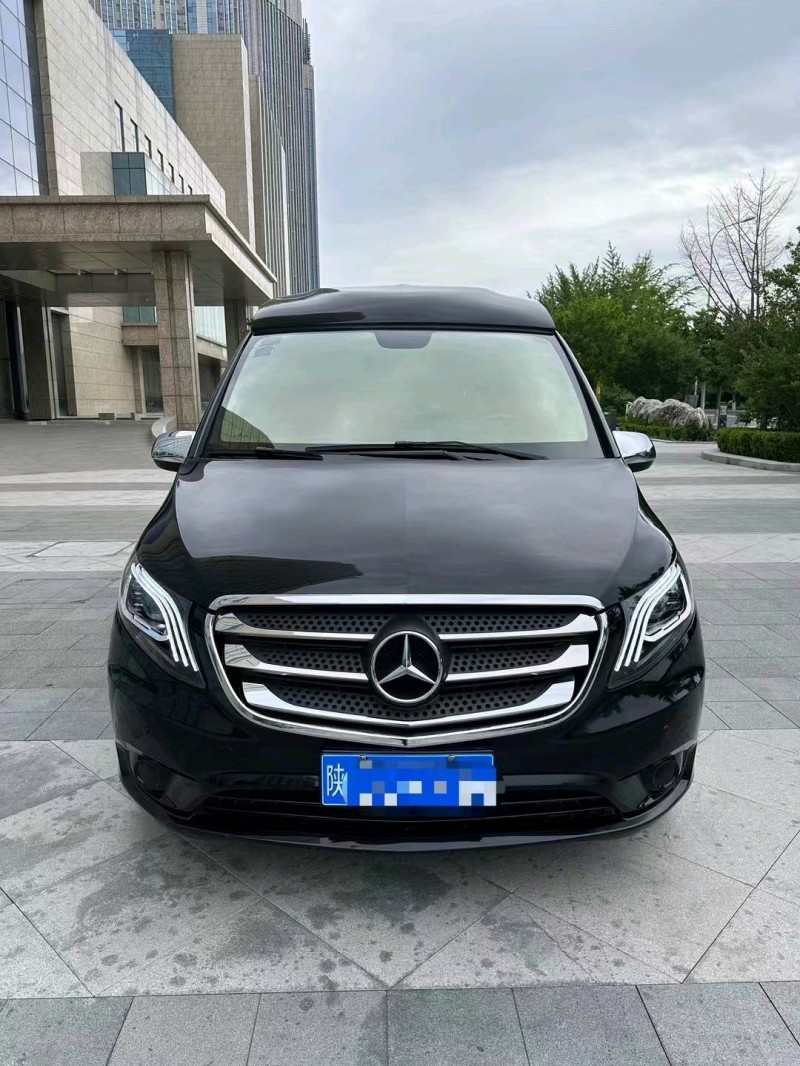 邯郸17年奔驰威霆1