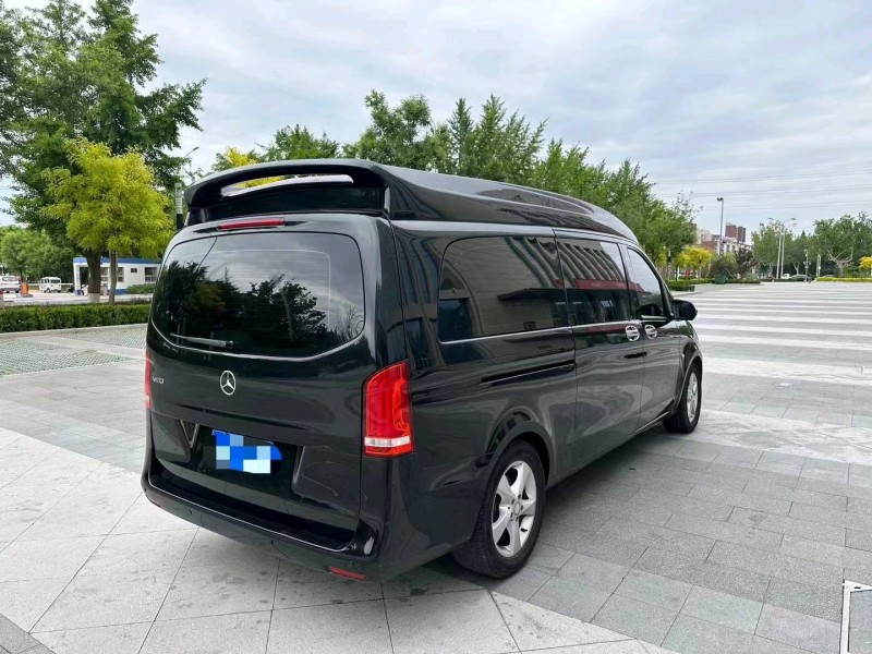 邯郸17年奔驰威霆5