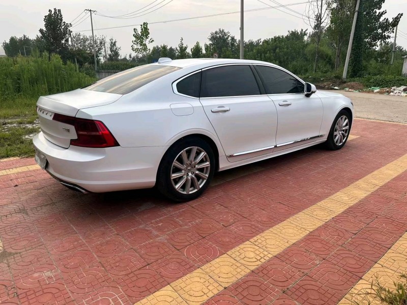 徐州20年沃尔沃S908