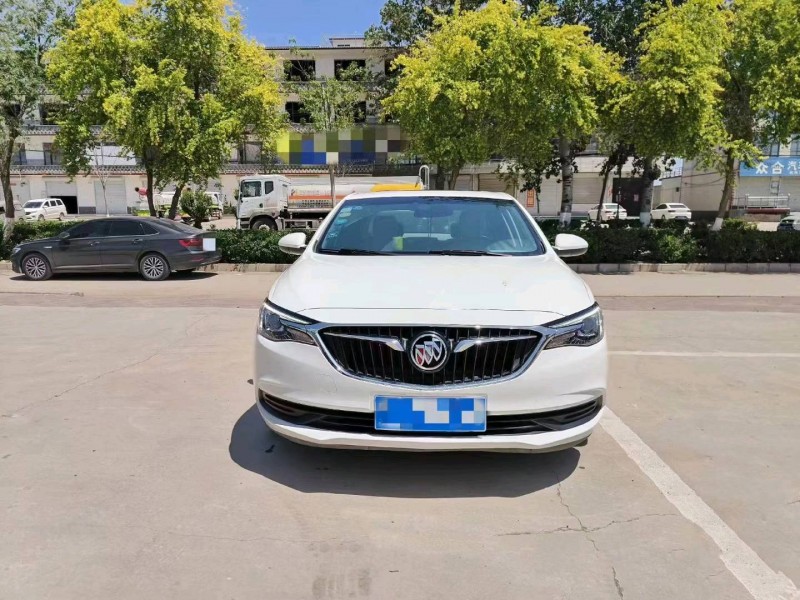 石家庄18年别克英朗1