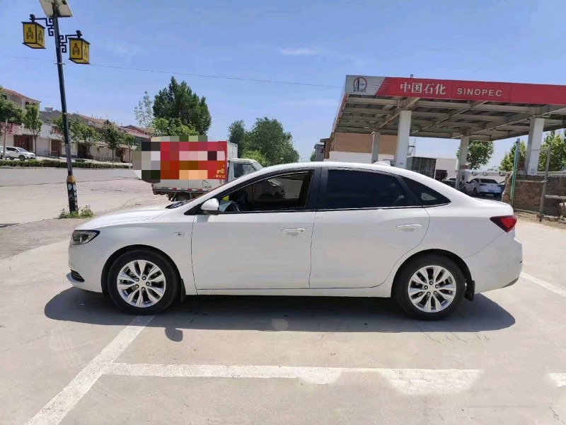 石家庄18年别克英朗8