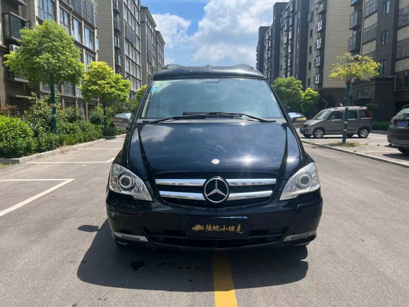 徐州14年奔驰威霆1