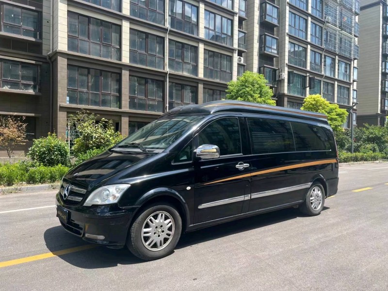 徐州14年奔驰威霆2