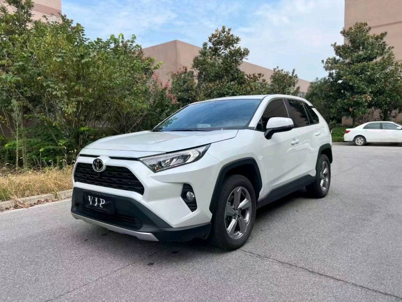 襄陽23年豐田RAV4榮放3