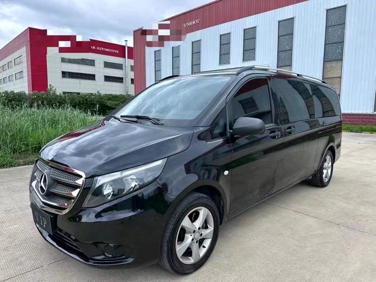 盐城17年奔驰威霆2