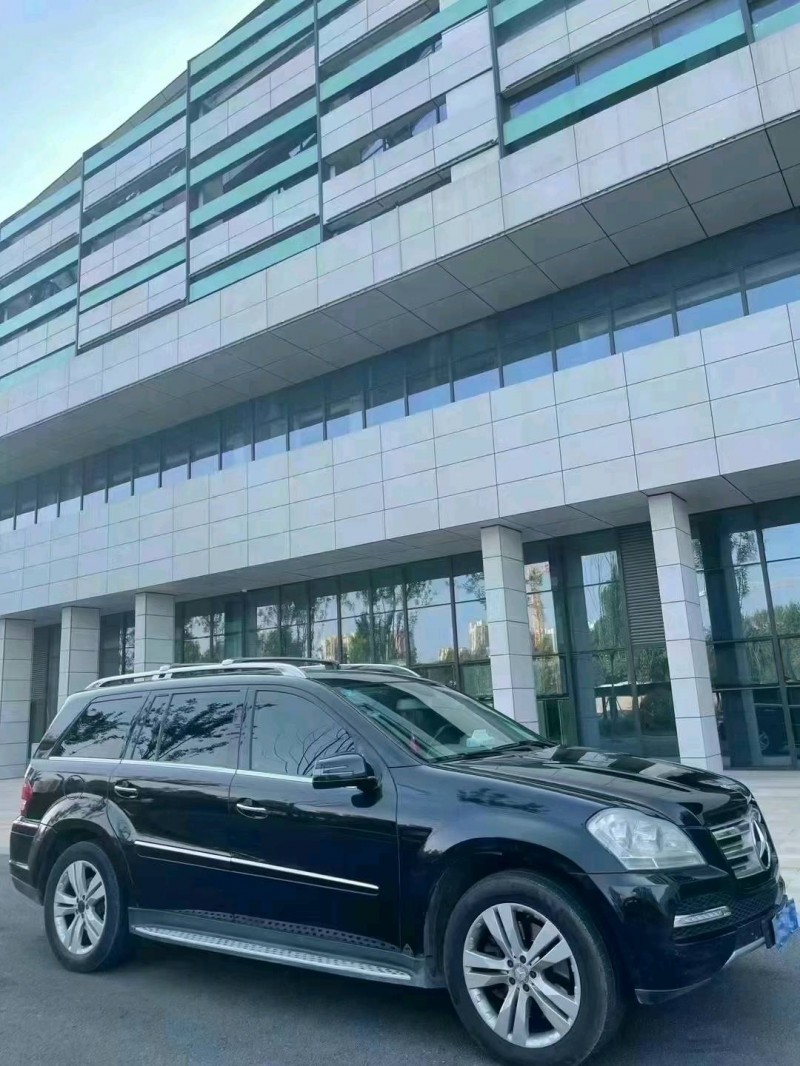 聊城10年奔驰GL2
