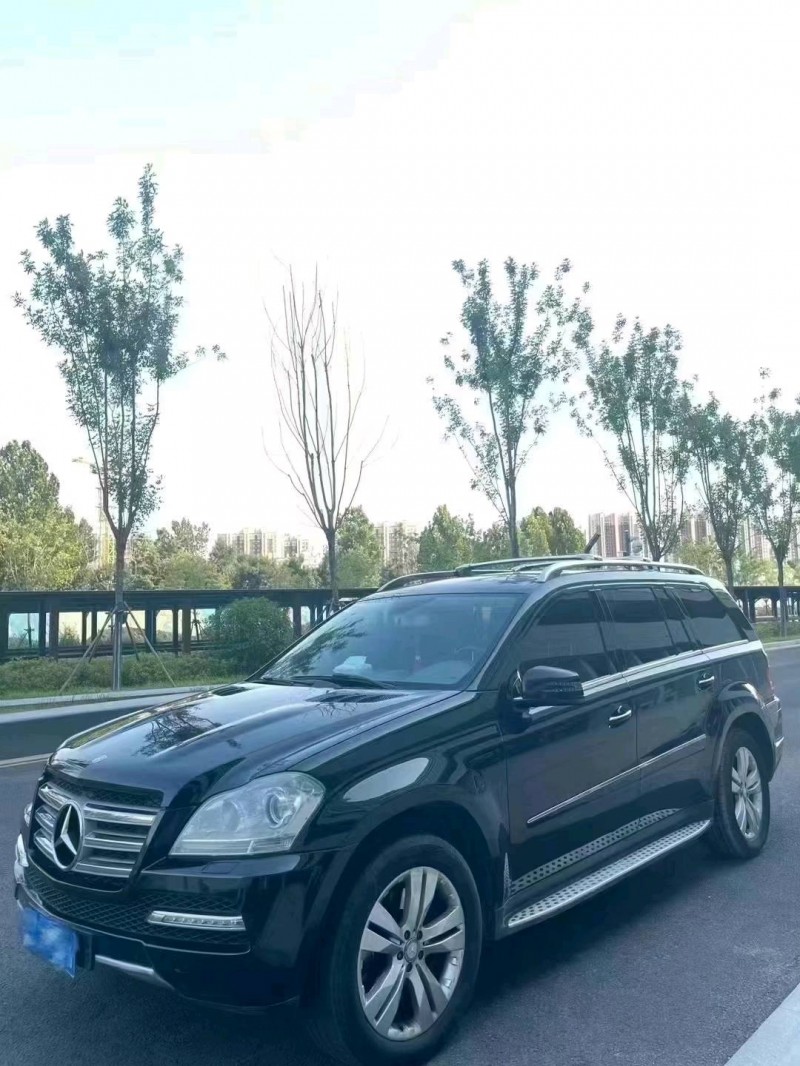 聊城10年奔驰GL3