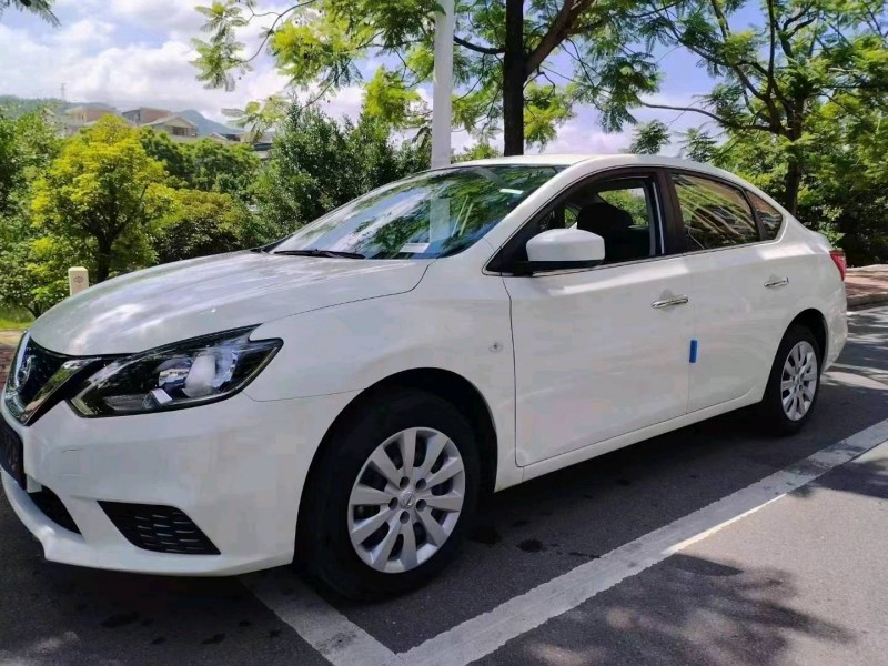 安順23年日產軒逸2