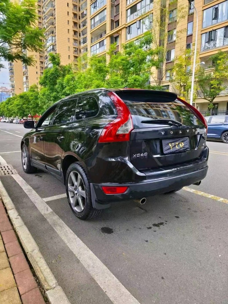 安順13年沃爾沃XC603