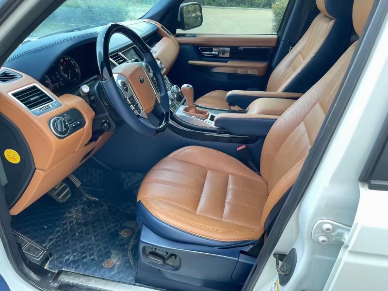 济宁13年路虎揽胜运动8