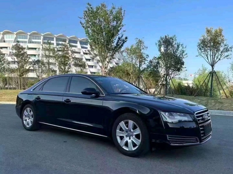臺州12年奧迪A8L3