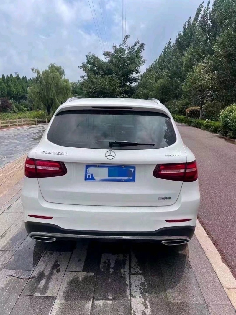 枣庄19年奔驰GLC2