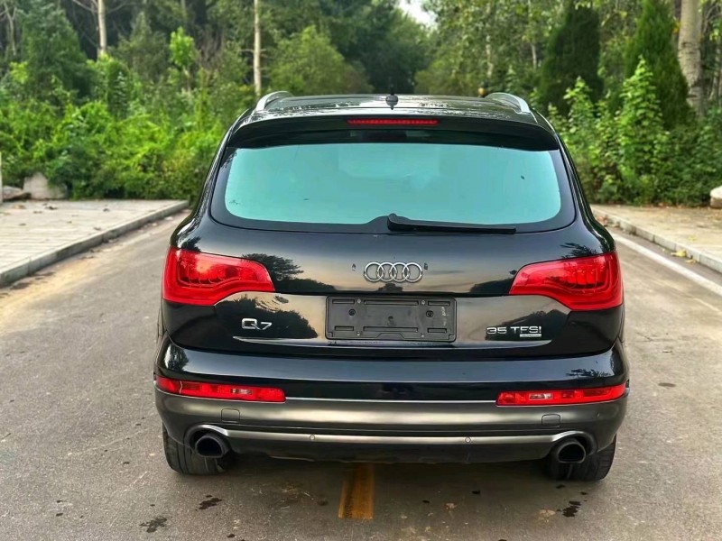 东营14年奥迪Q79