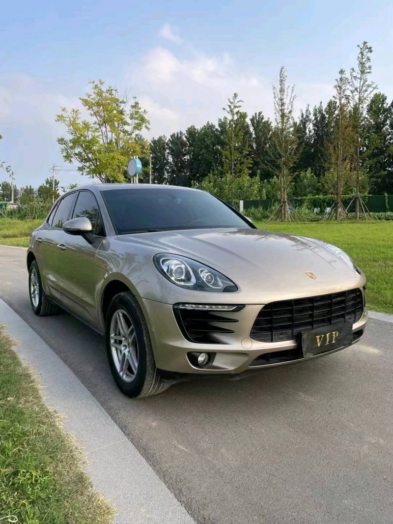 宿迁16年保时捷Macan2