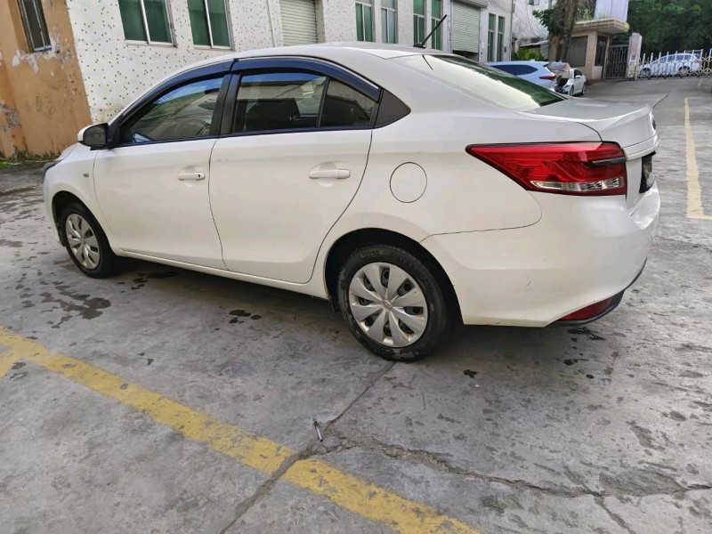 广州18年丰田YARiS L 致享8