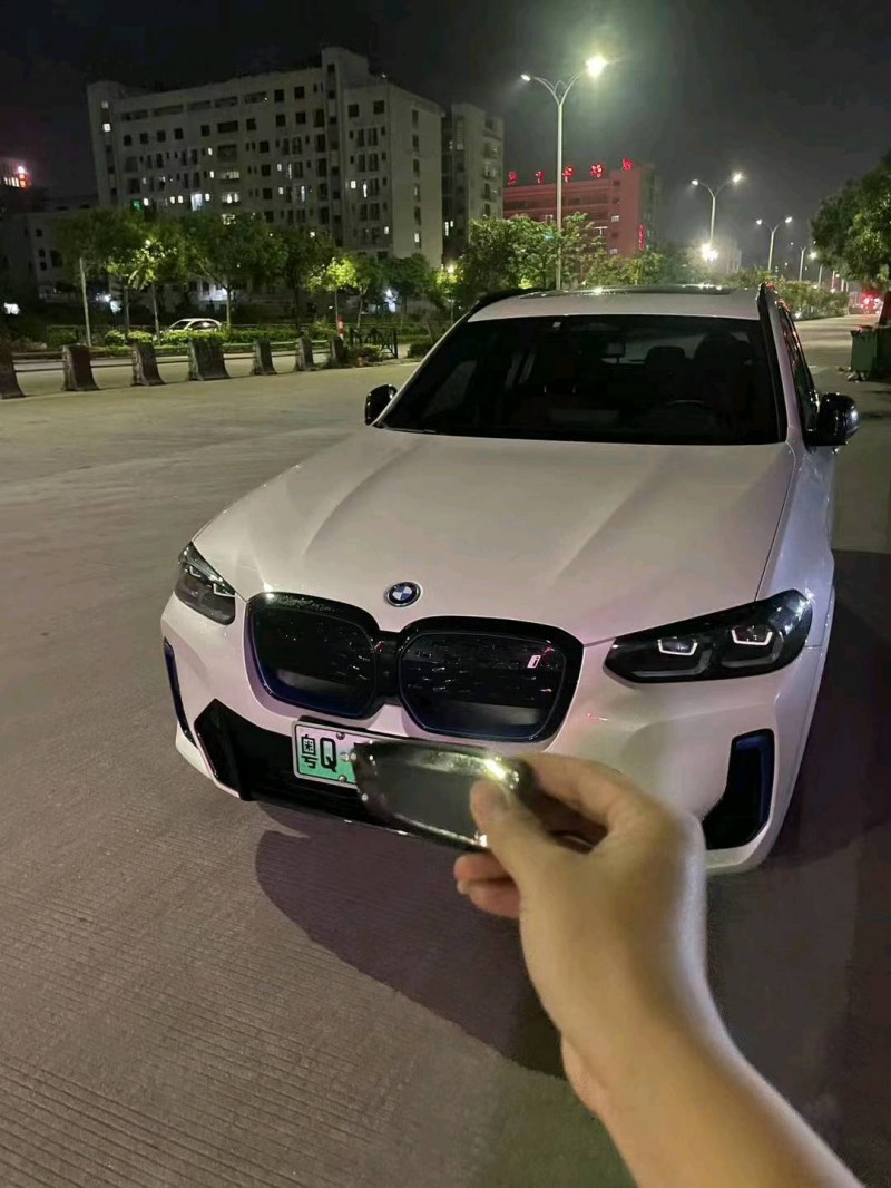 广州22年宝马i31