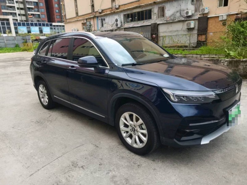 廣州23年創維EV62