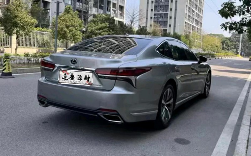 广州19年雷克萨斯ES6