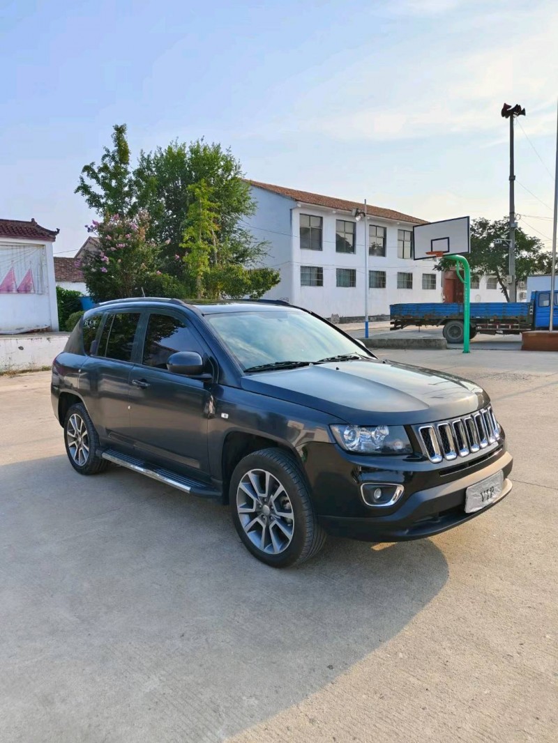 徐州14年Jeep指南者3