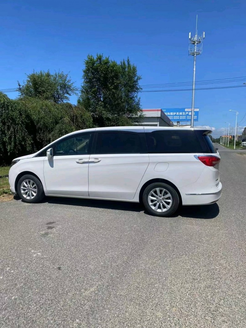 沈阳17年别克GL87